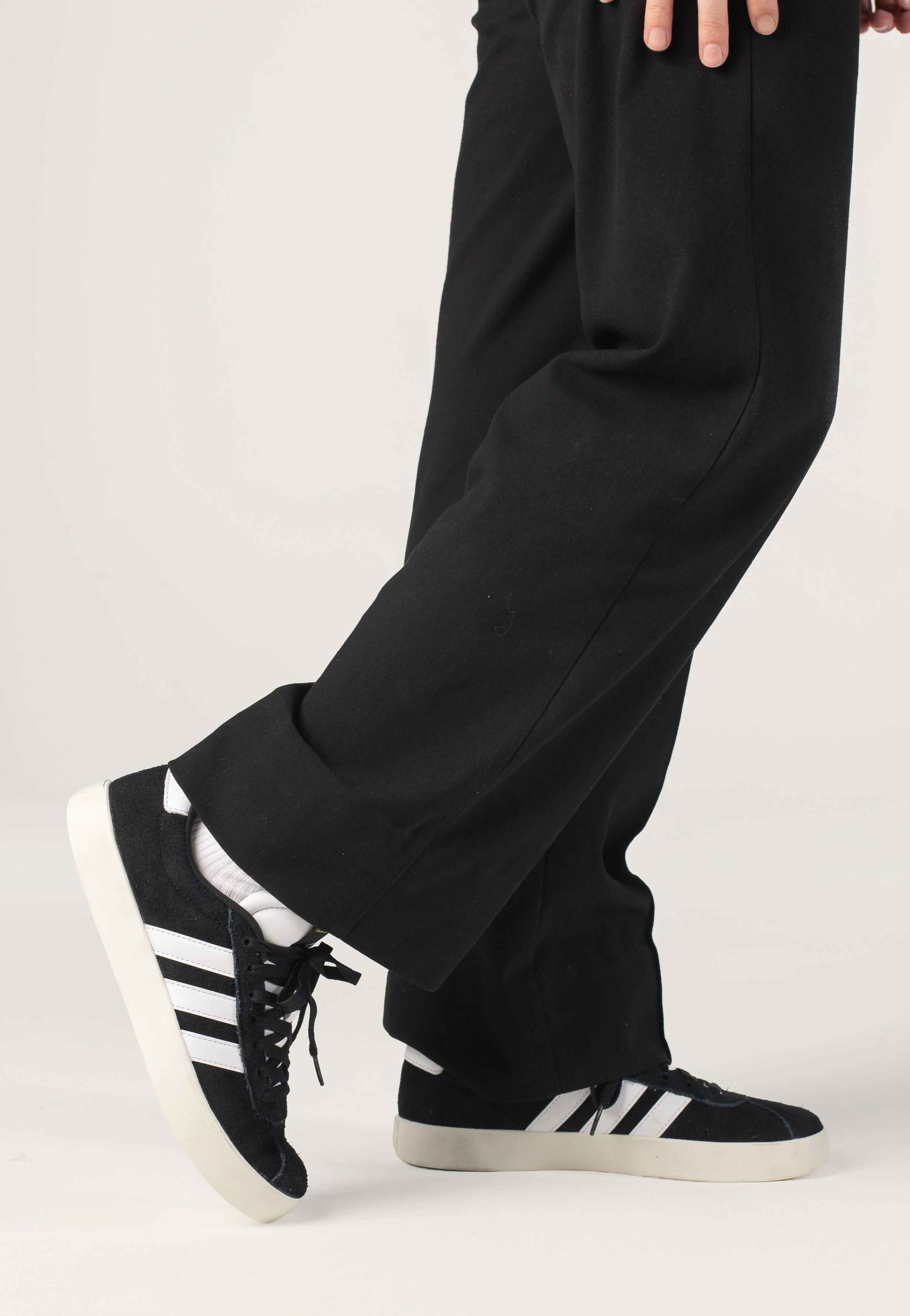 VL Court 3.0 Cblack/Ftwwht/Goldmt - Girl Shoes - Image 15