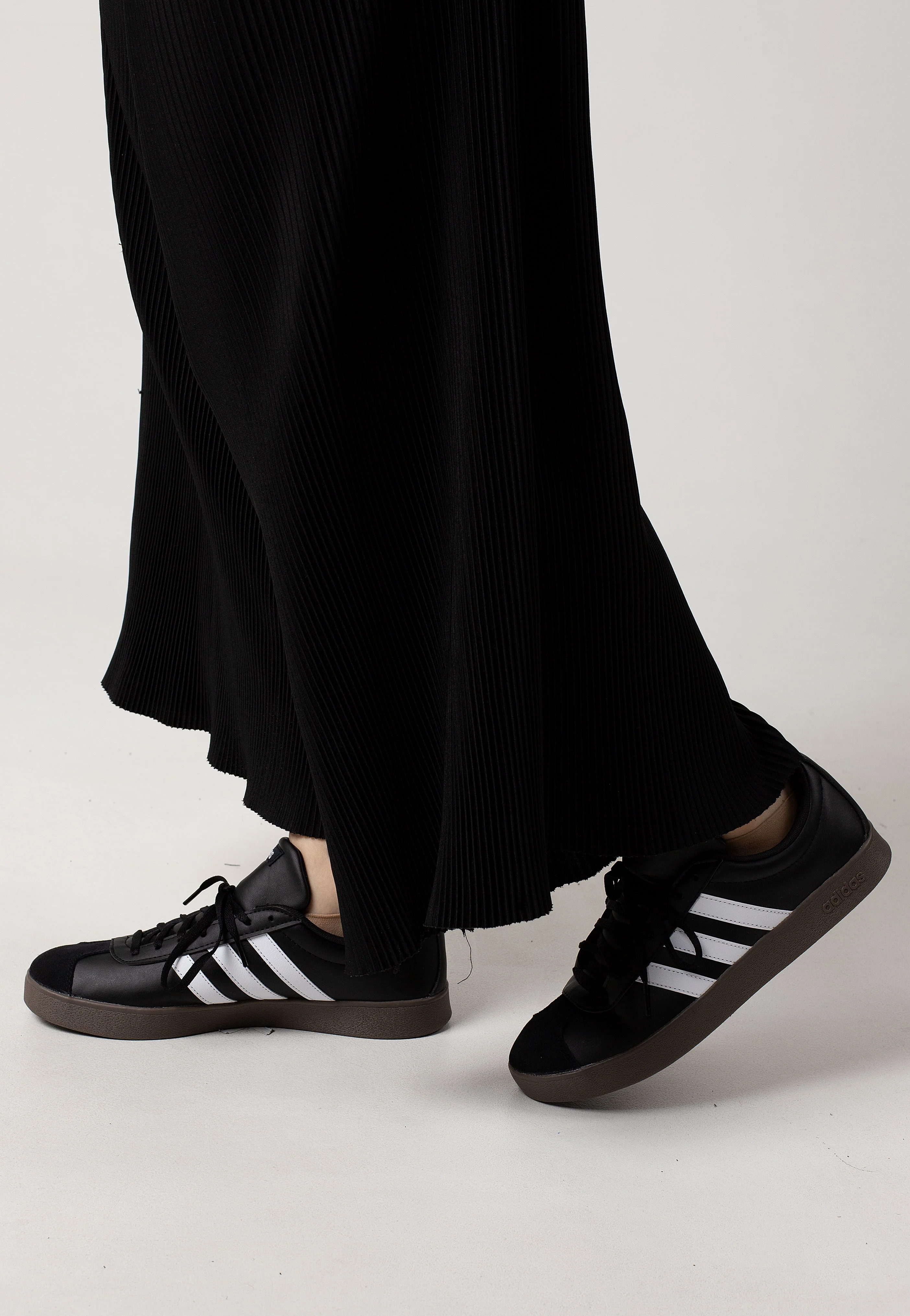 Vl Court Base Cblack/Ftwwht/Cblack - Shoes - Image 12