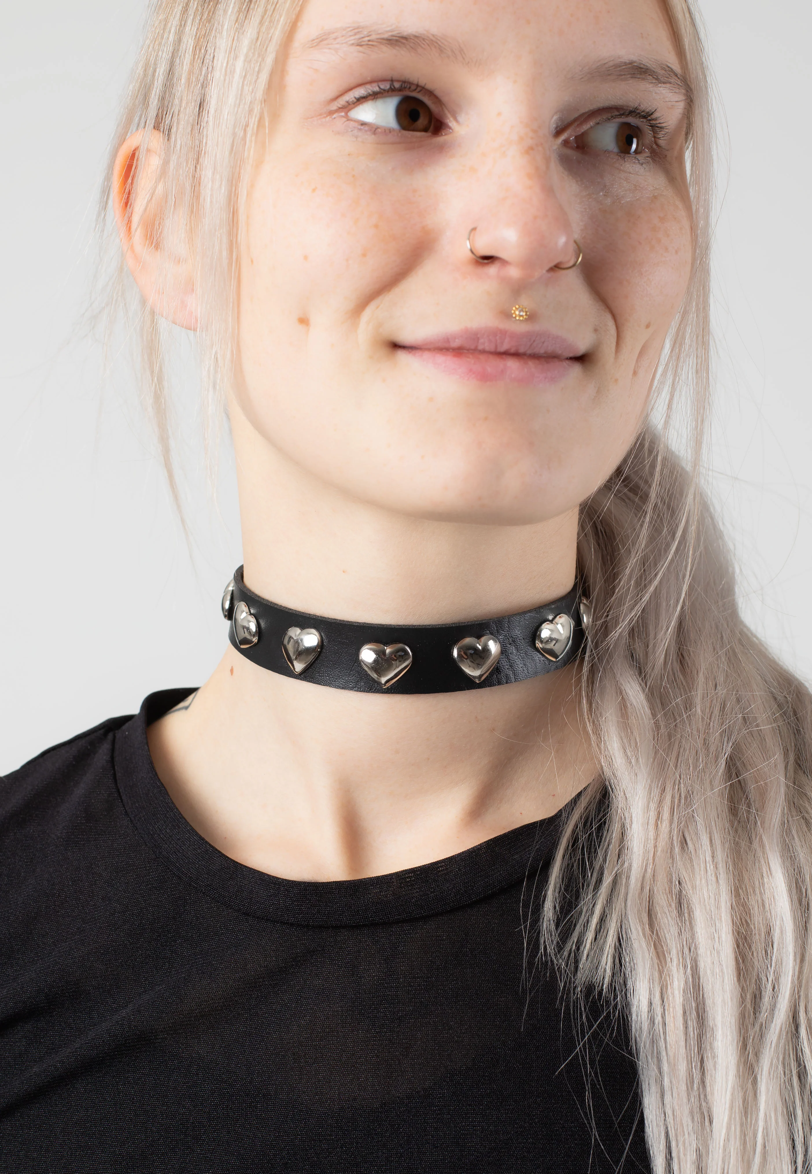 Bullet69 - Heart Rivet Neckband Black - Choker - Image 2