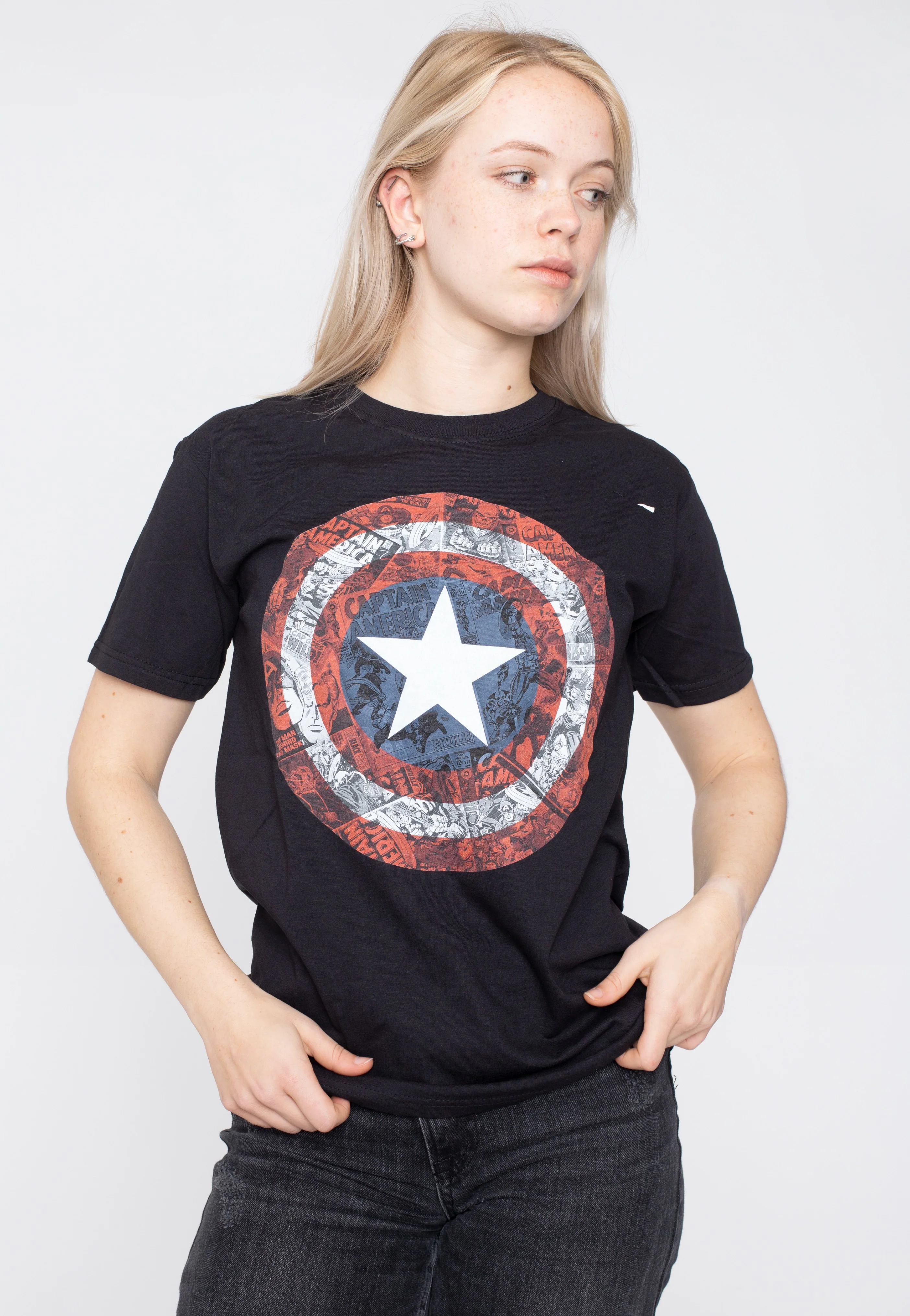 Captain America - ComicBook Shield - T-Shirt - Image 5