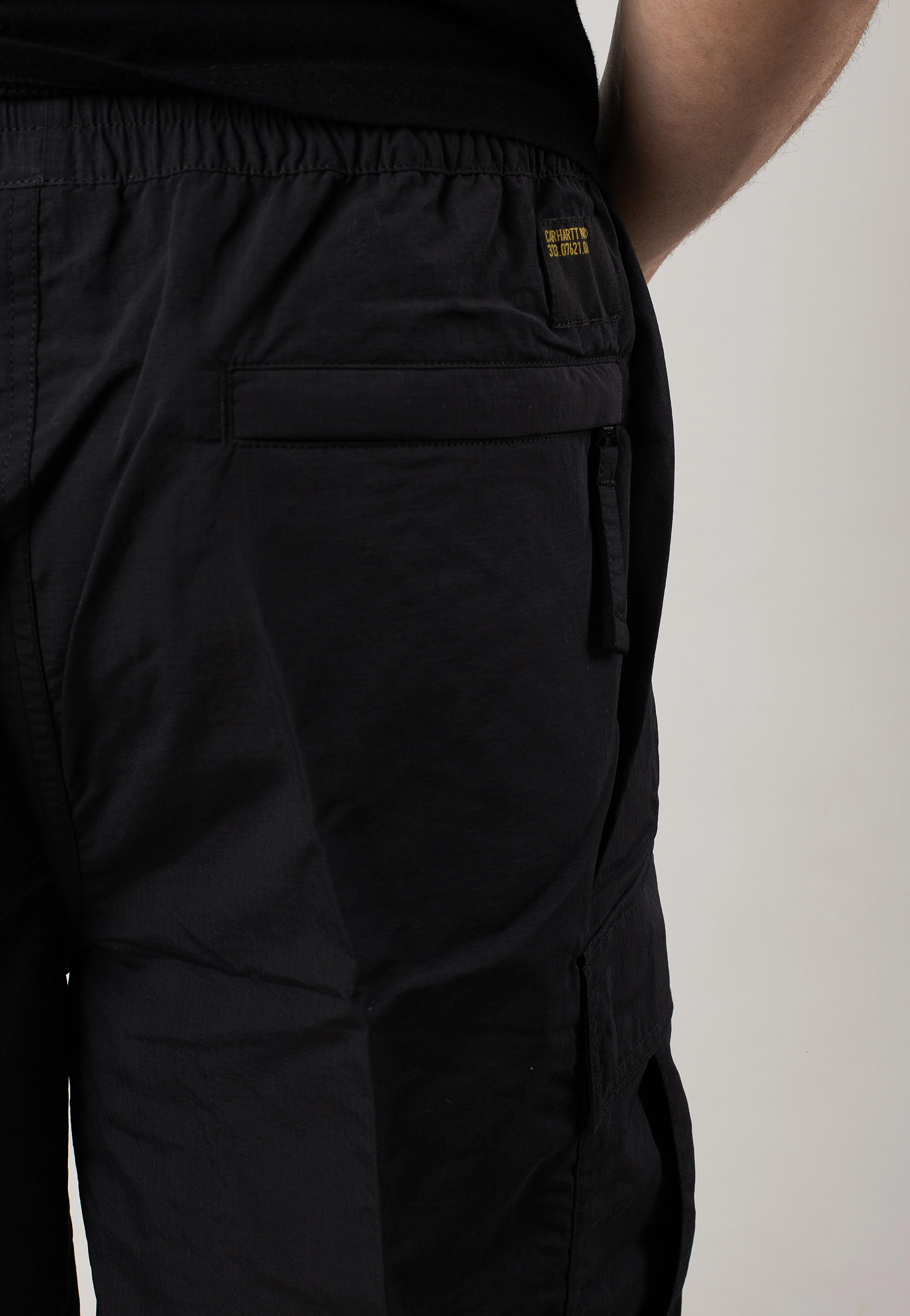 Carhartt WIP - Evers Cargo Black - Shorts - Image 3