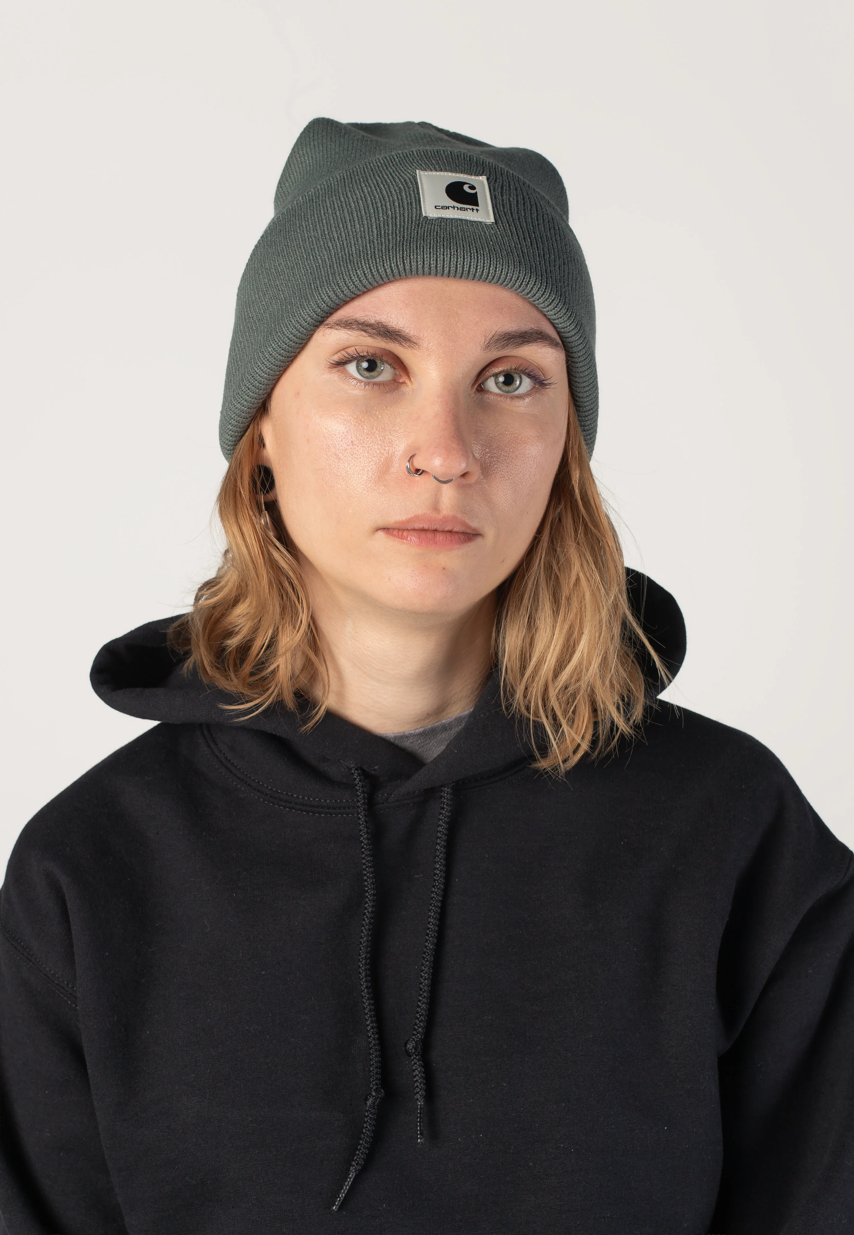 Carhartt WIP - W' Ashley Velvet Green - Beanie - Image 3