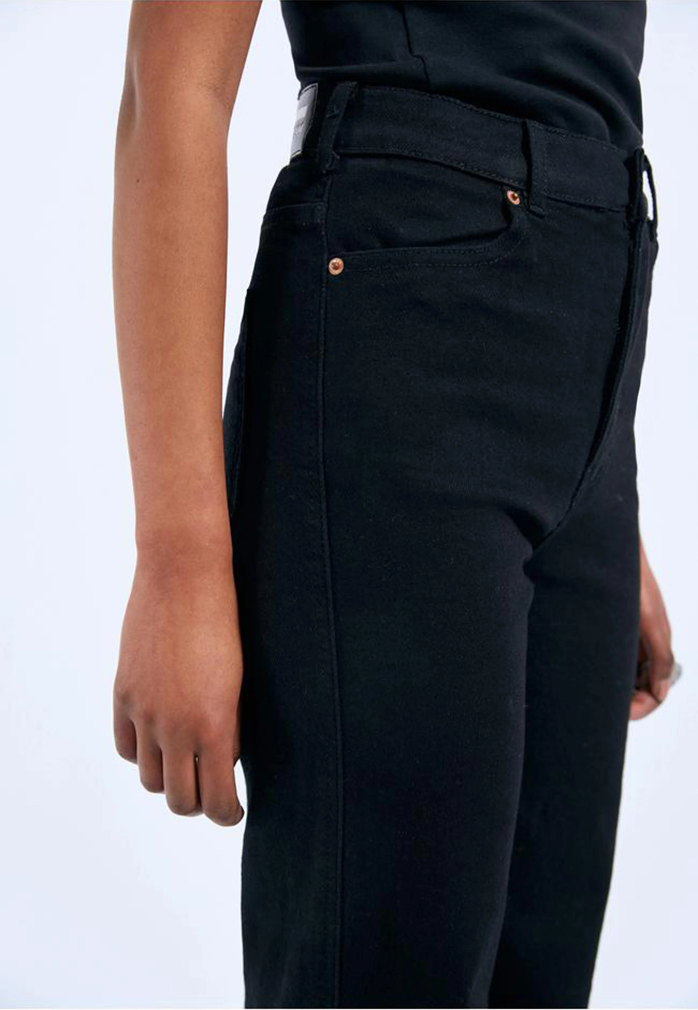 Dr. Denim - Moxy Straight Solid Black - Jeans - Image 3