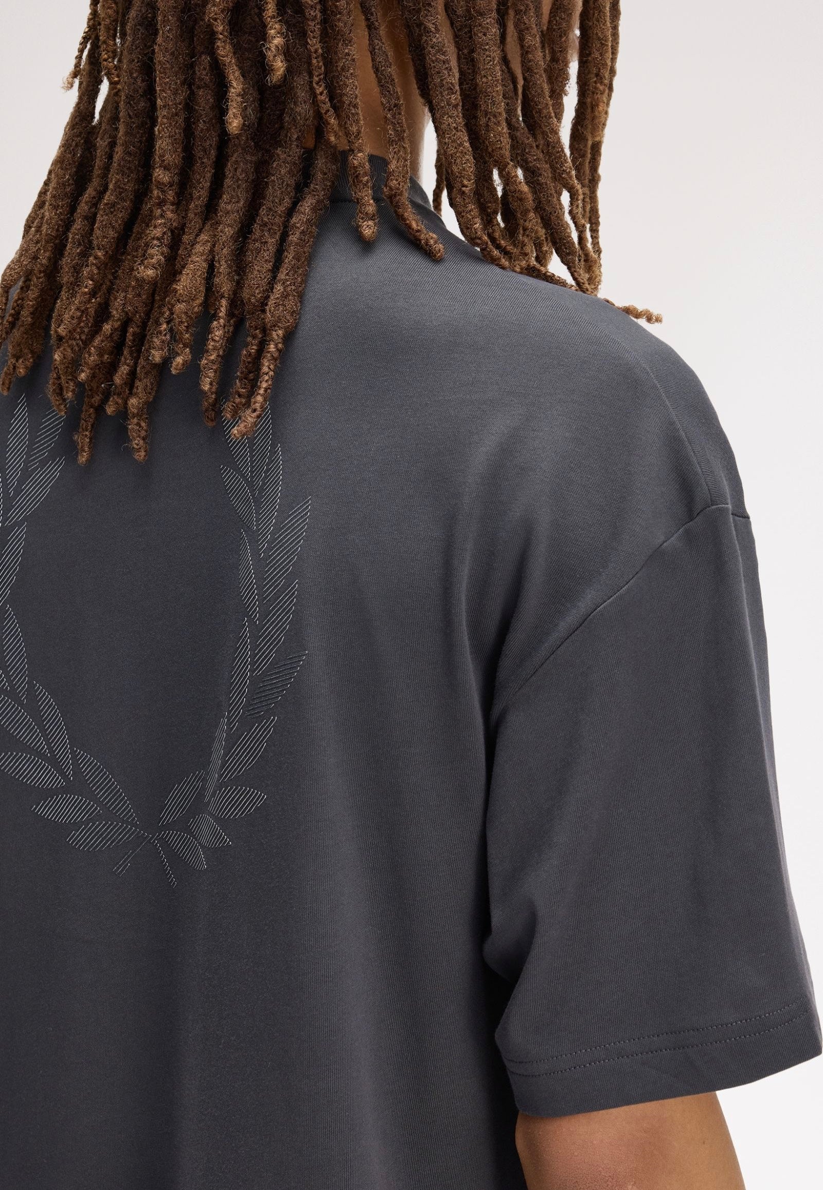 Back Print Laurel Wreath Anchor Grey - T-Shirt - Image 6