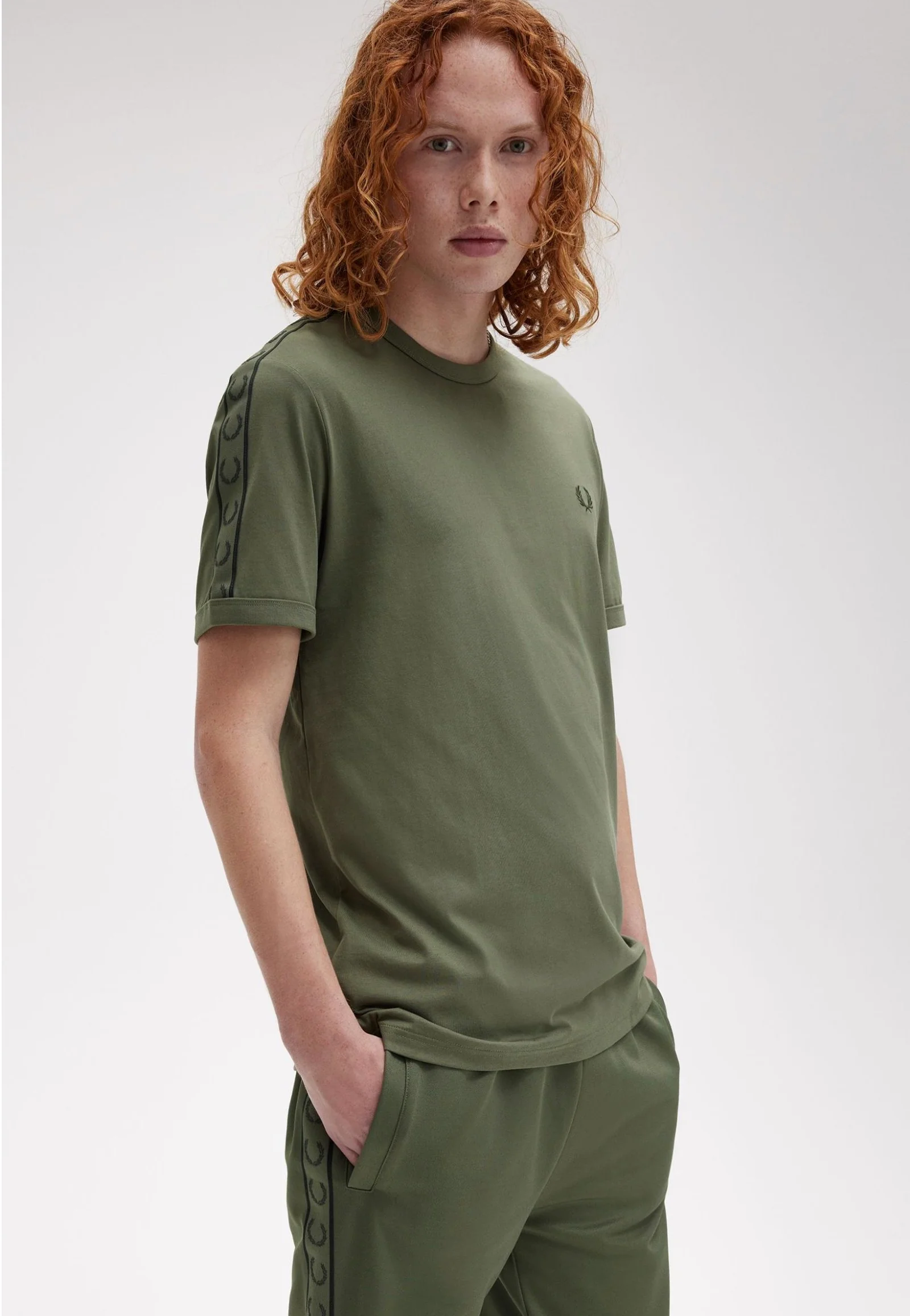 Fred Perry - Contrast Tape Ringer Laurel Wreath Green/Night Green - T-Shirt - Image 2