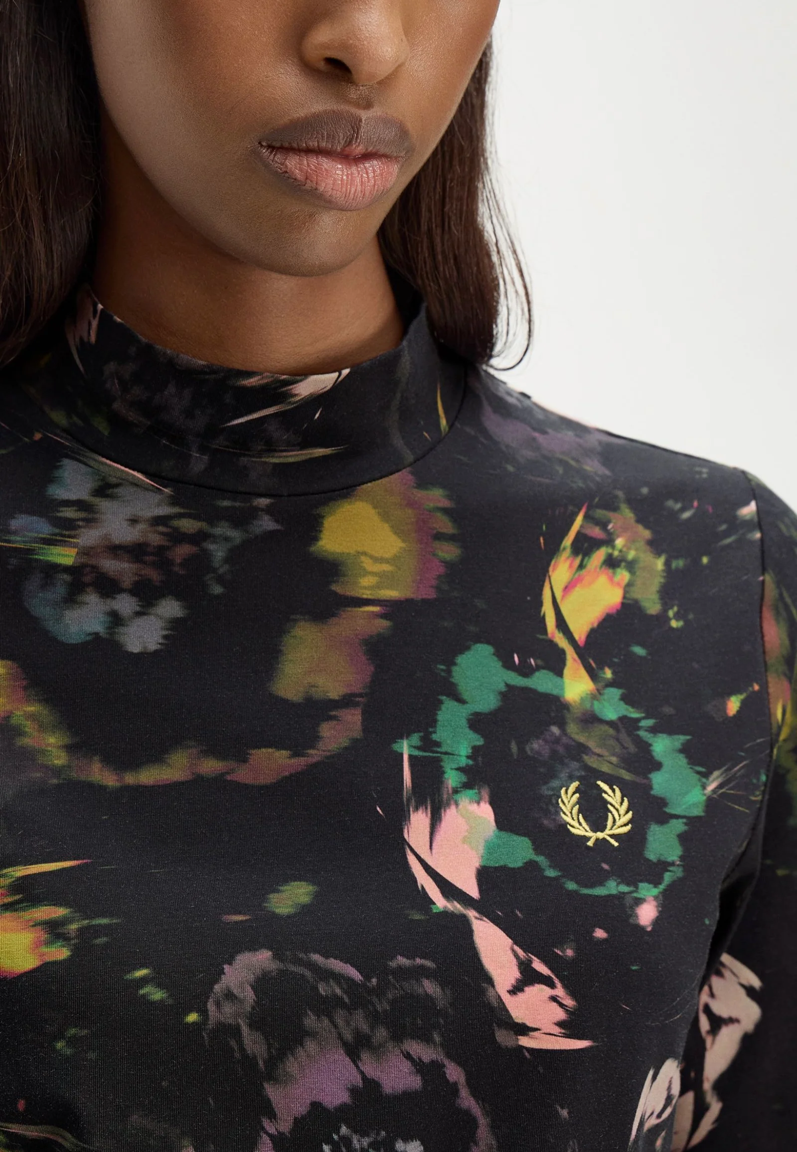 Fred Perry - Floral Print Black - T-Shirt - Image 3