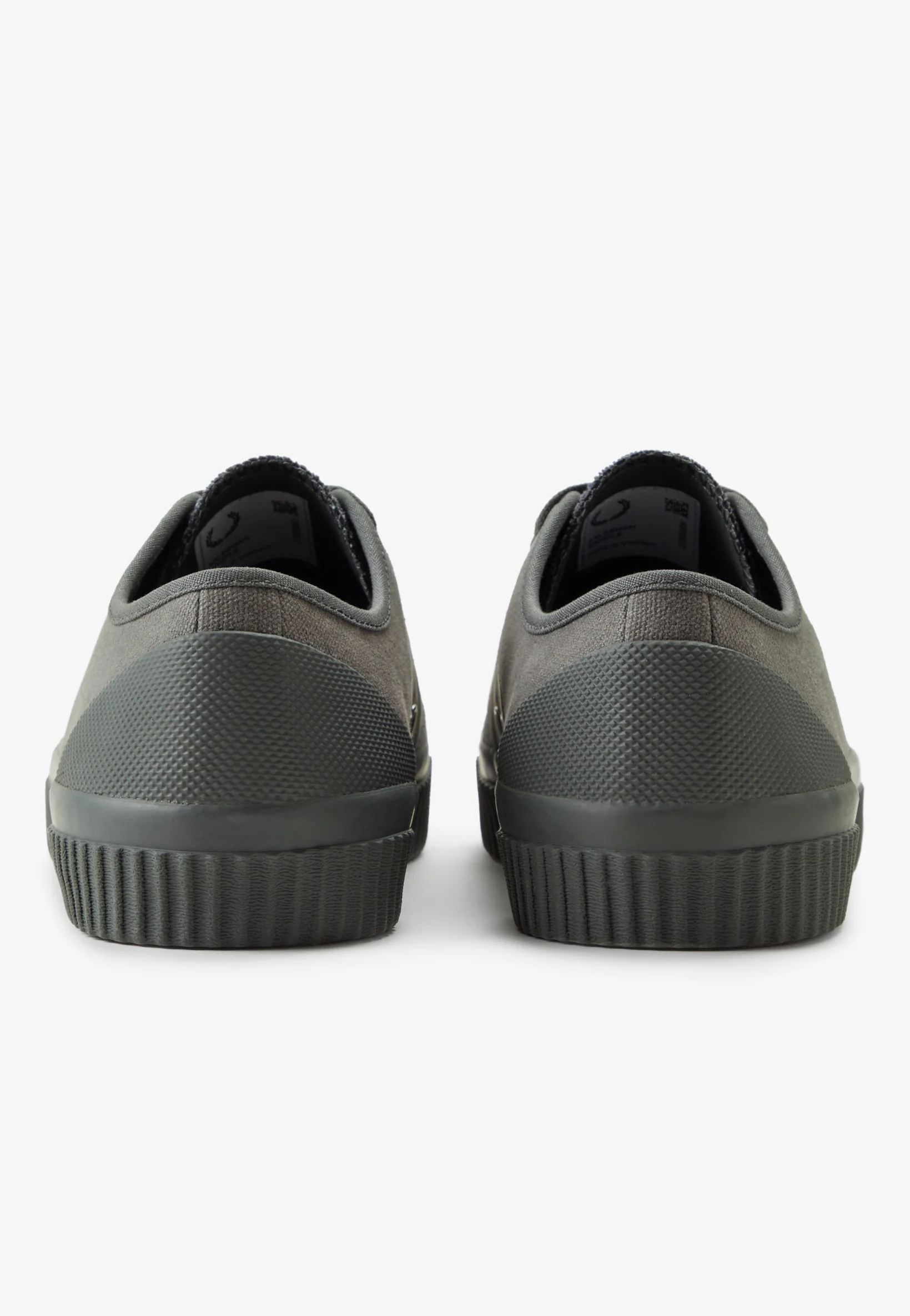 Fred Perry - Hughes Low Canvas Field Green/Warm Grey - Shoes - Image 4