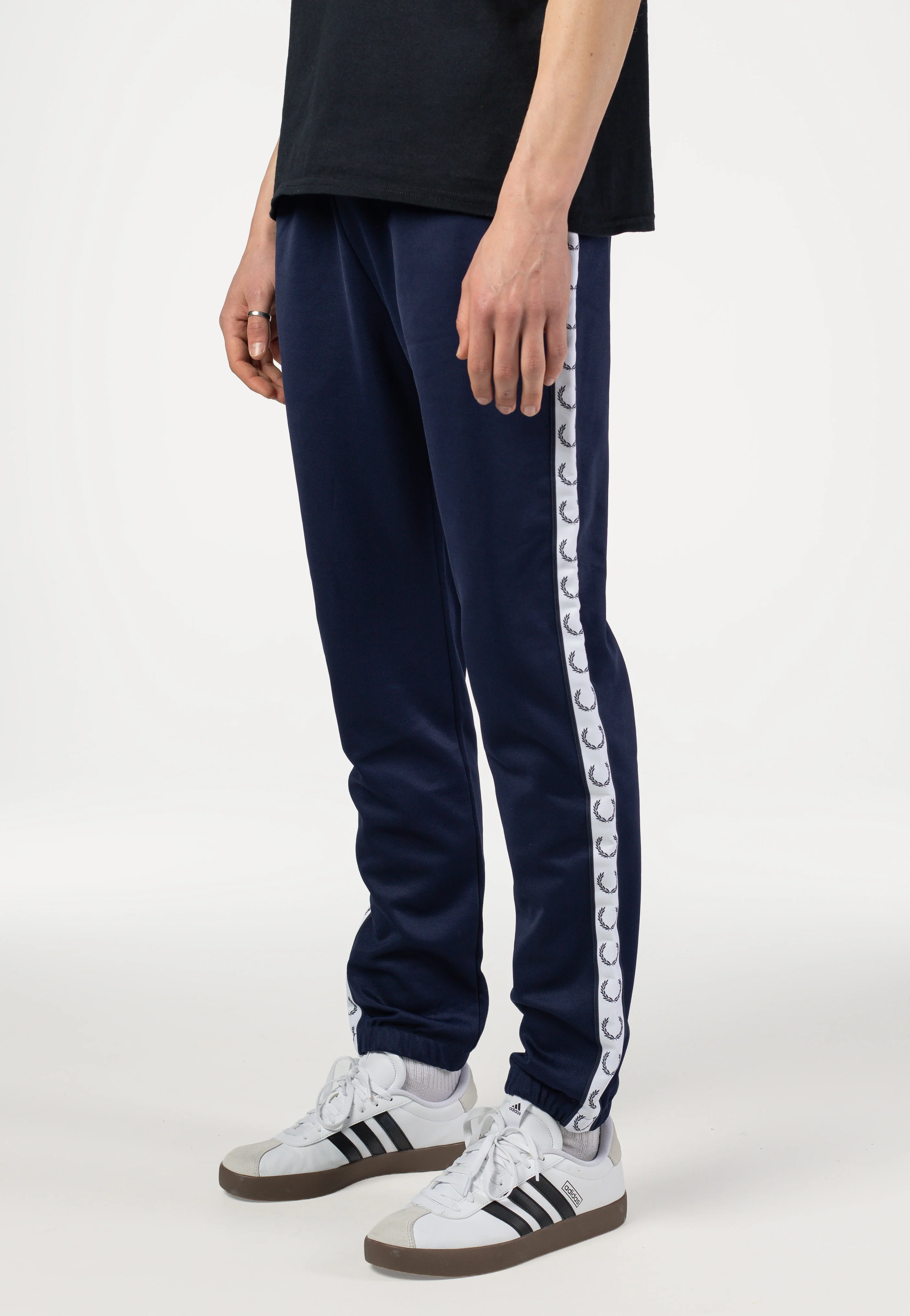 Fred Perry - Taped Carbon Blue - Sweat Pants - Image 5