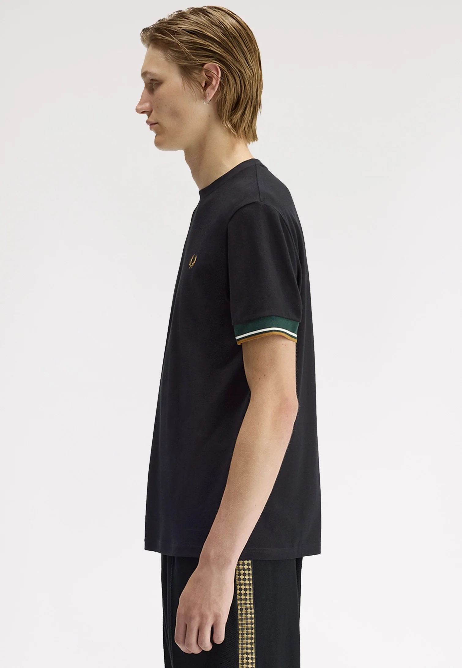 Fred Perry - Twin Tipped Cuff Black - T-Shirt - Image 3