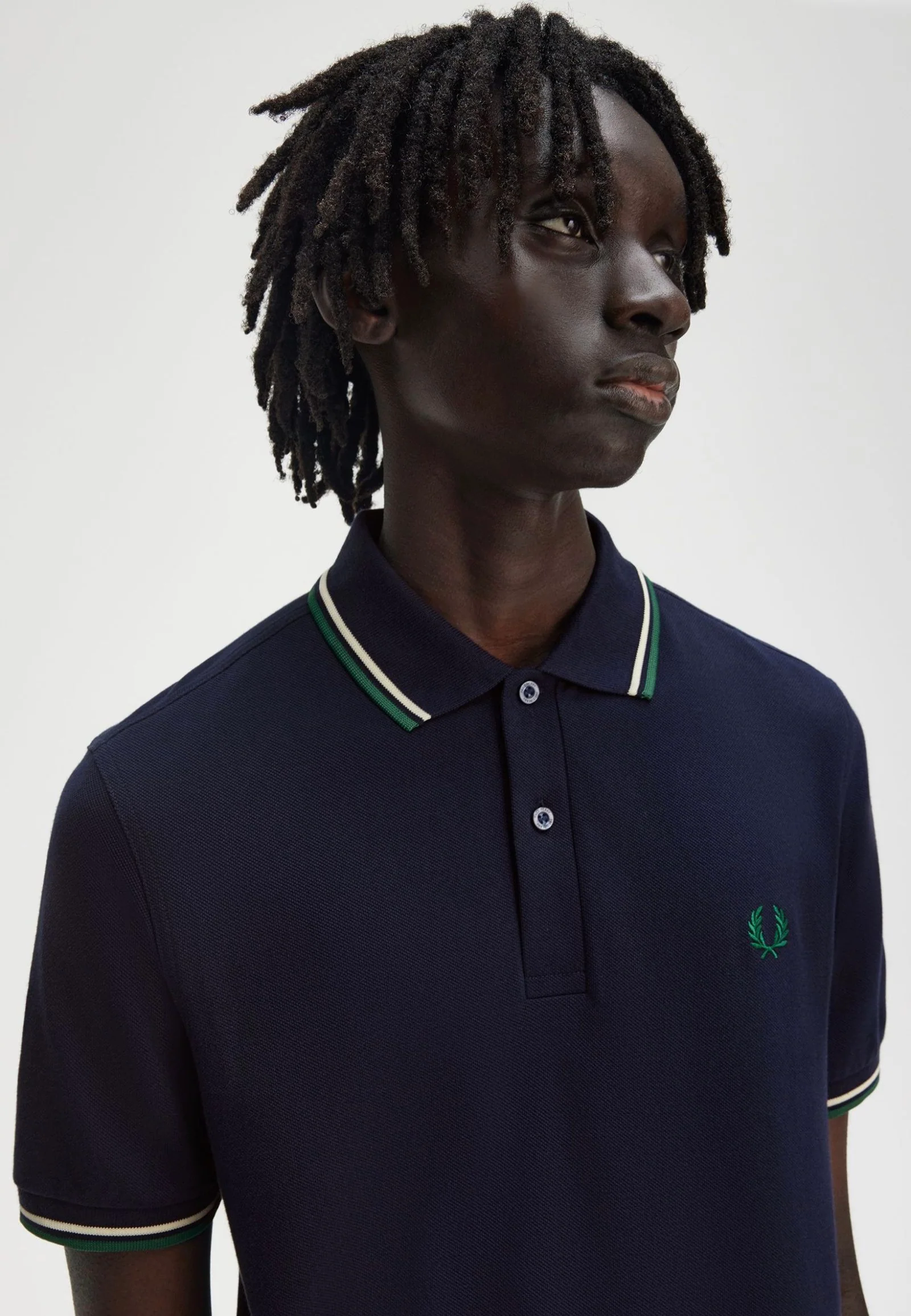 Fred Perry - Twin Tipped Dark Carbon/Light Ecru/Label Green - Polo - Image 3