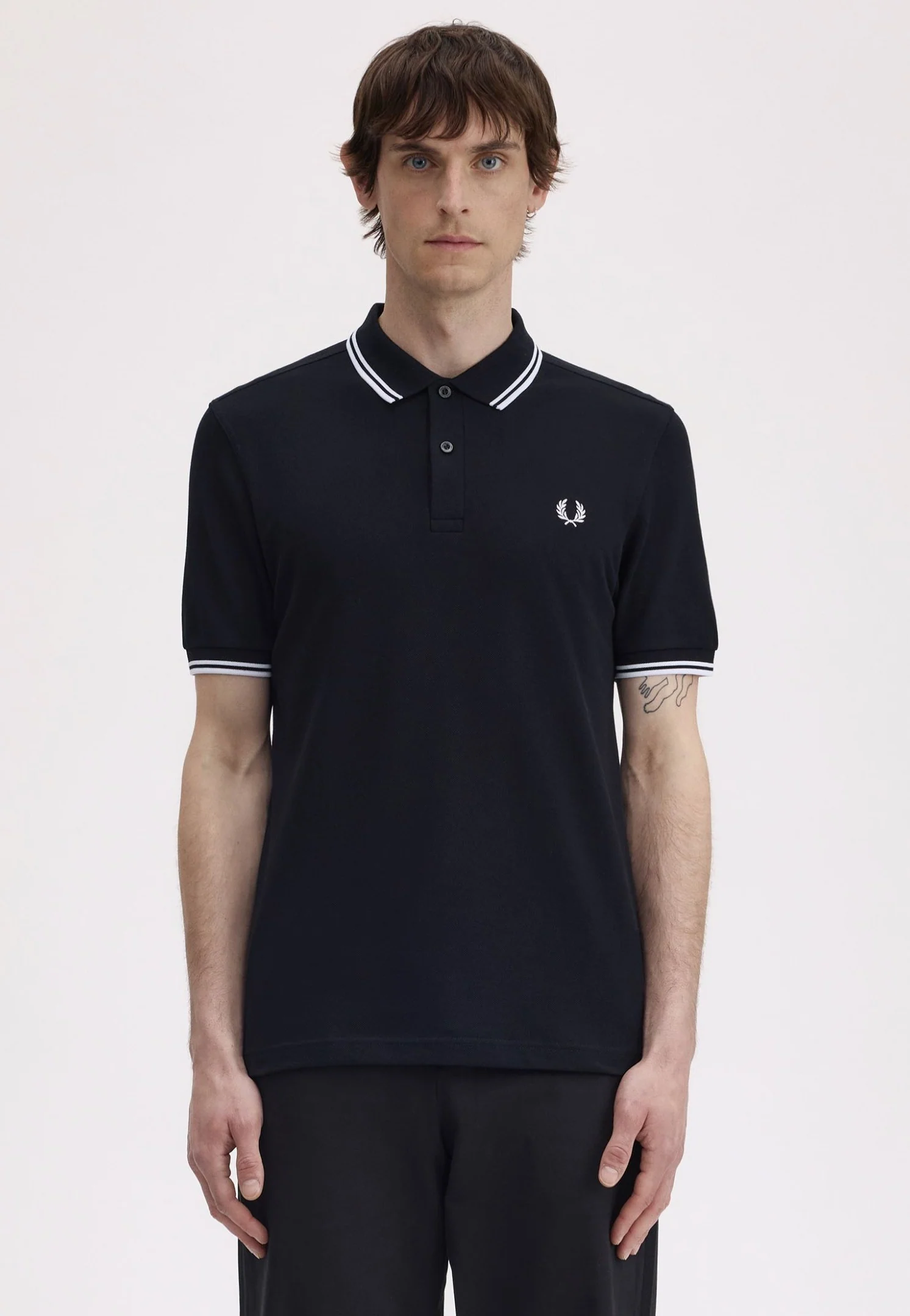 Twin Tipped Fred Perry Black - Polo - Image 4