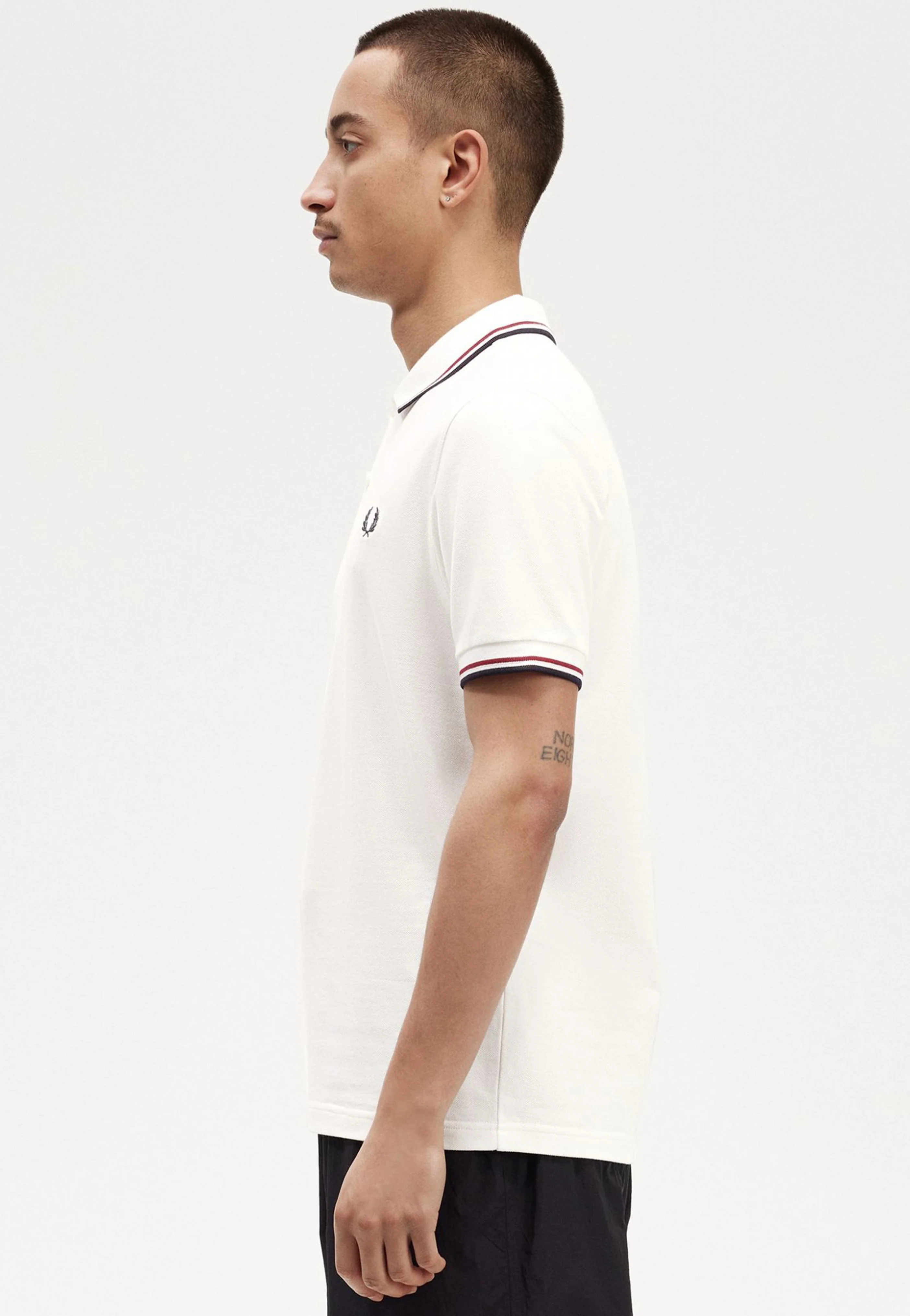 Fred Perry - Twin Tipped Snow White/Bred/Navy - Polo - Image 4