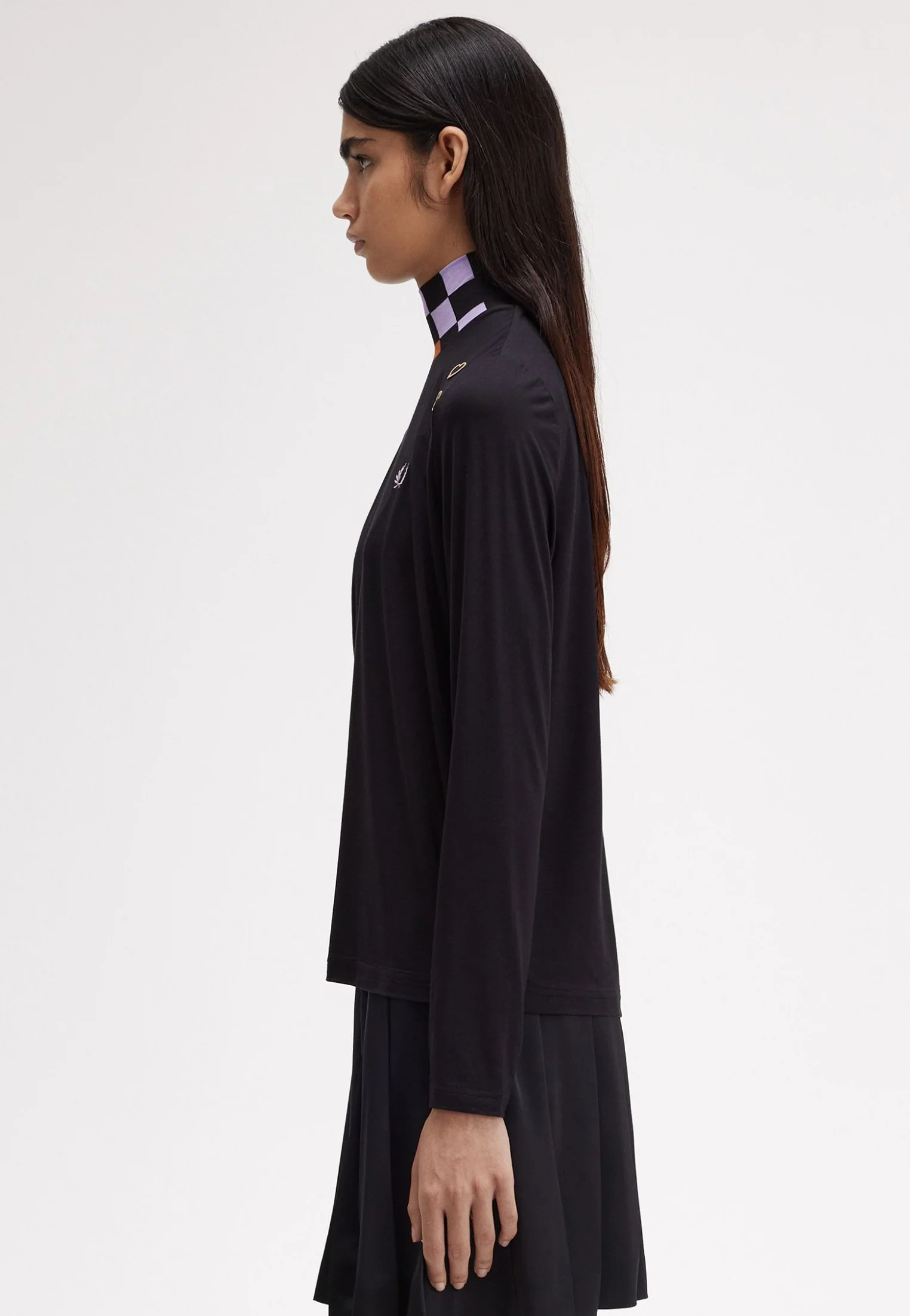 Fred Perry x Amy Winehouse - Printed Trim High Neck Black - Longsleeve - Image 5