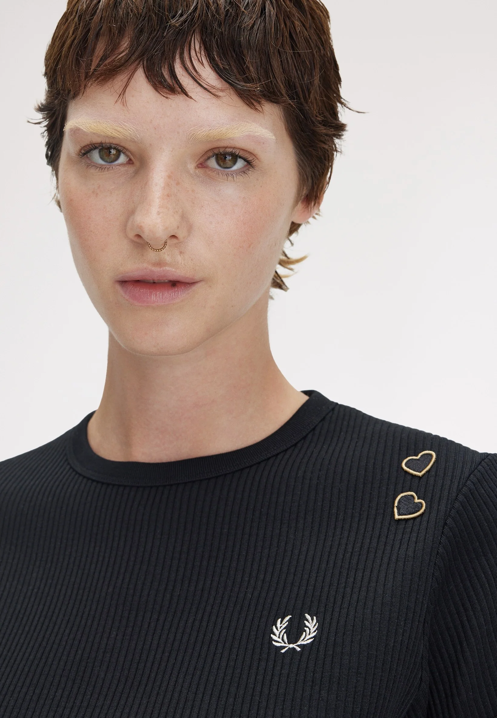 Fred Perry x Amy Winehouse - Ribbed Black - T-Shirt - Image 3