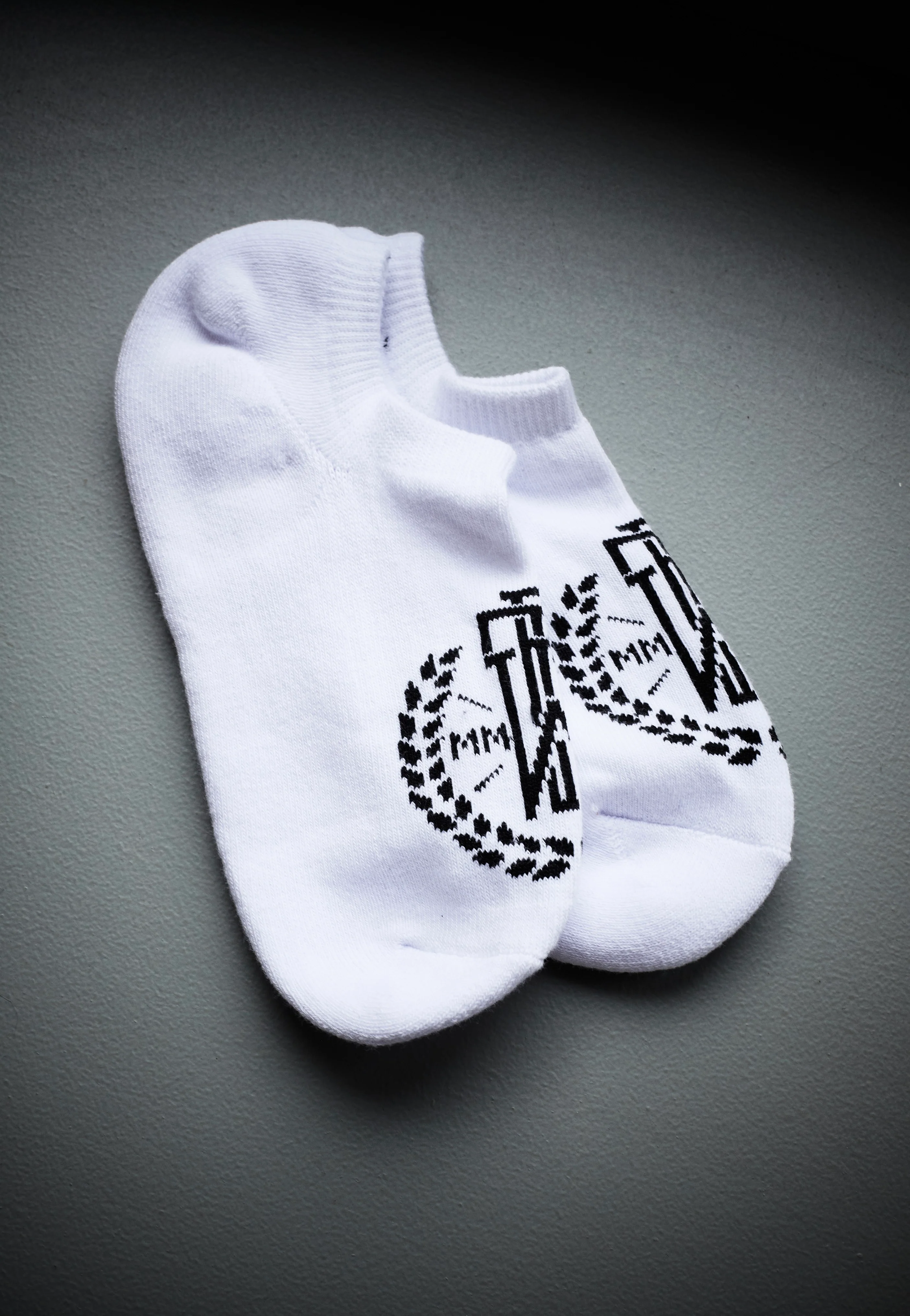 Fuchsteufelswild - Logo White Sneaker - Socks - Image 5