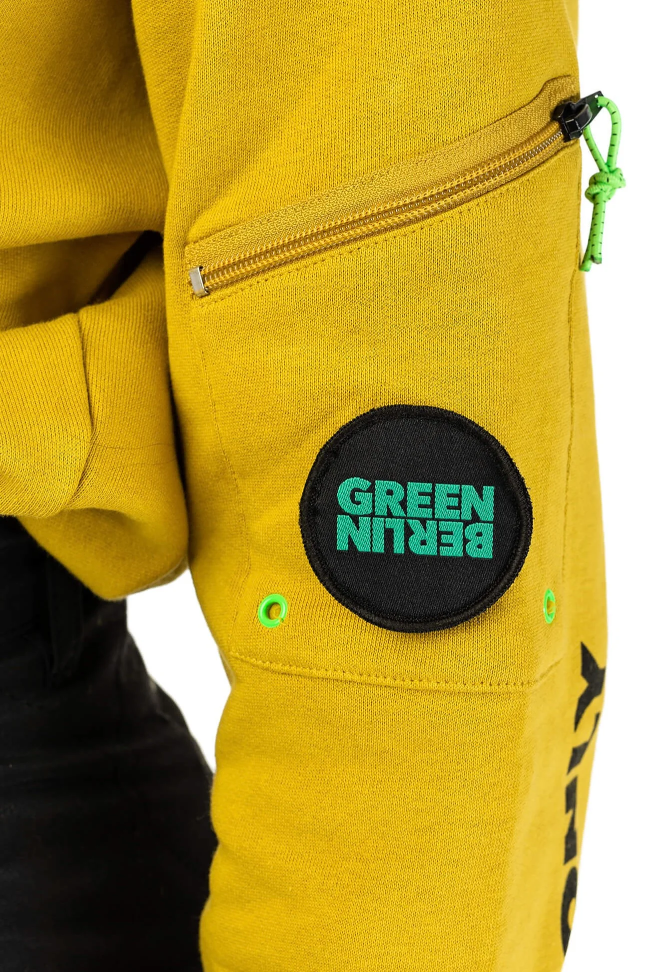 Green Berlin - Movement Cropped Golden Palm - Sweater - Image 6