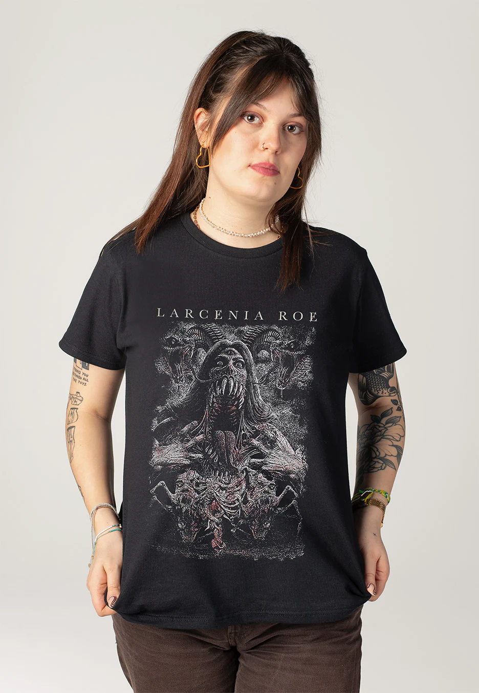 Larcenia Roe - Eye - T-Shirt - Image 5