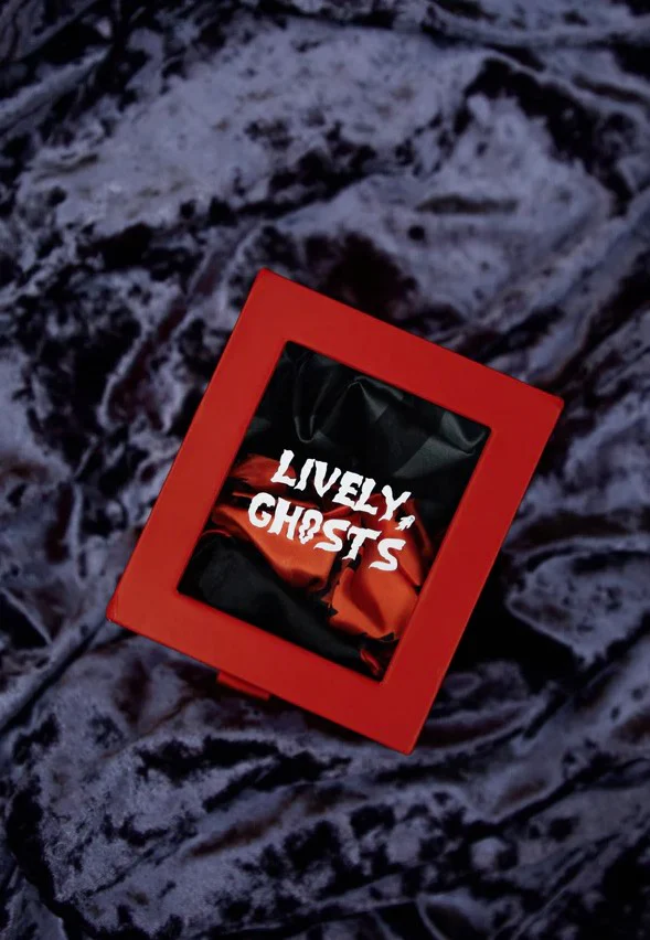 Lively Ghosts - Classic - Scunchie Set - Image 7
