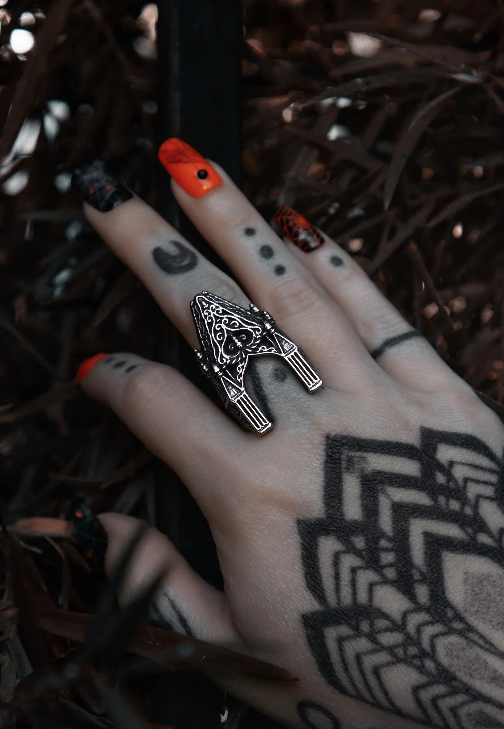 Lively Ghosts - Phantom Pillars - Ring - Image 2
