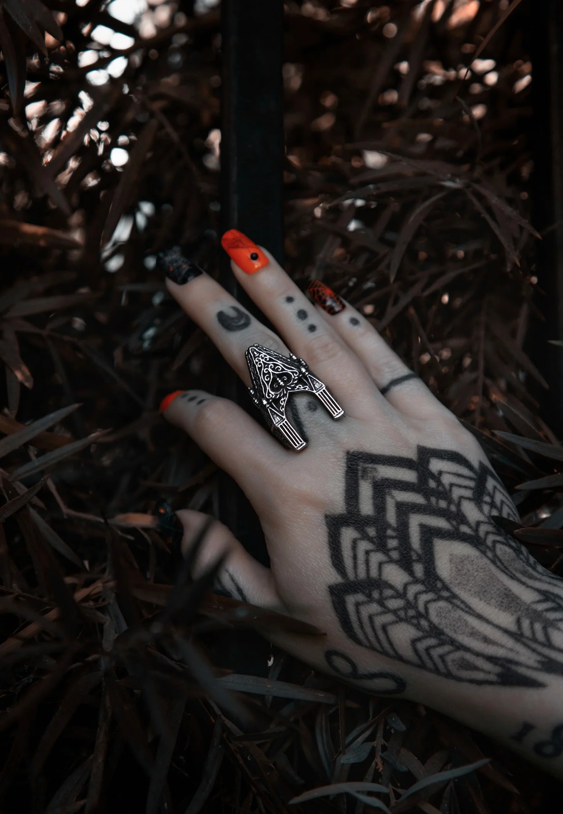Lively Ghosts - Phantom Pillars - Ring - Image 7