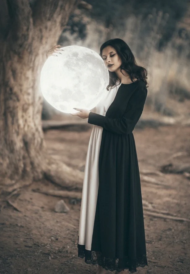 Lively Ghosts - Sisters Of The Moon - Dress - Image 7