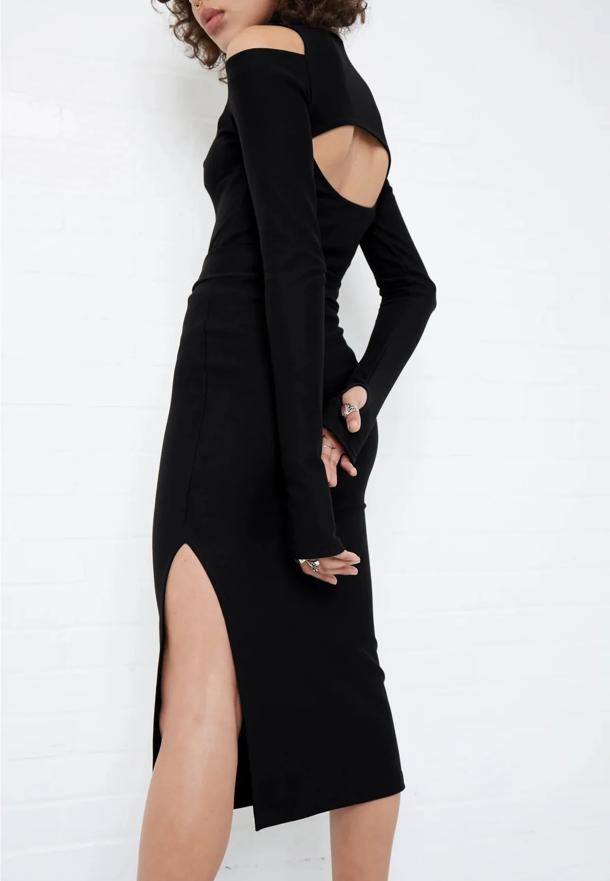 Lara Cut Out Black - Longsleeve - Image 5