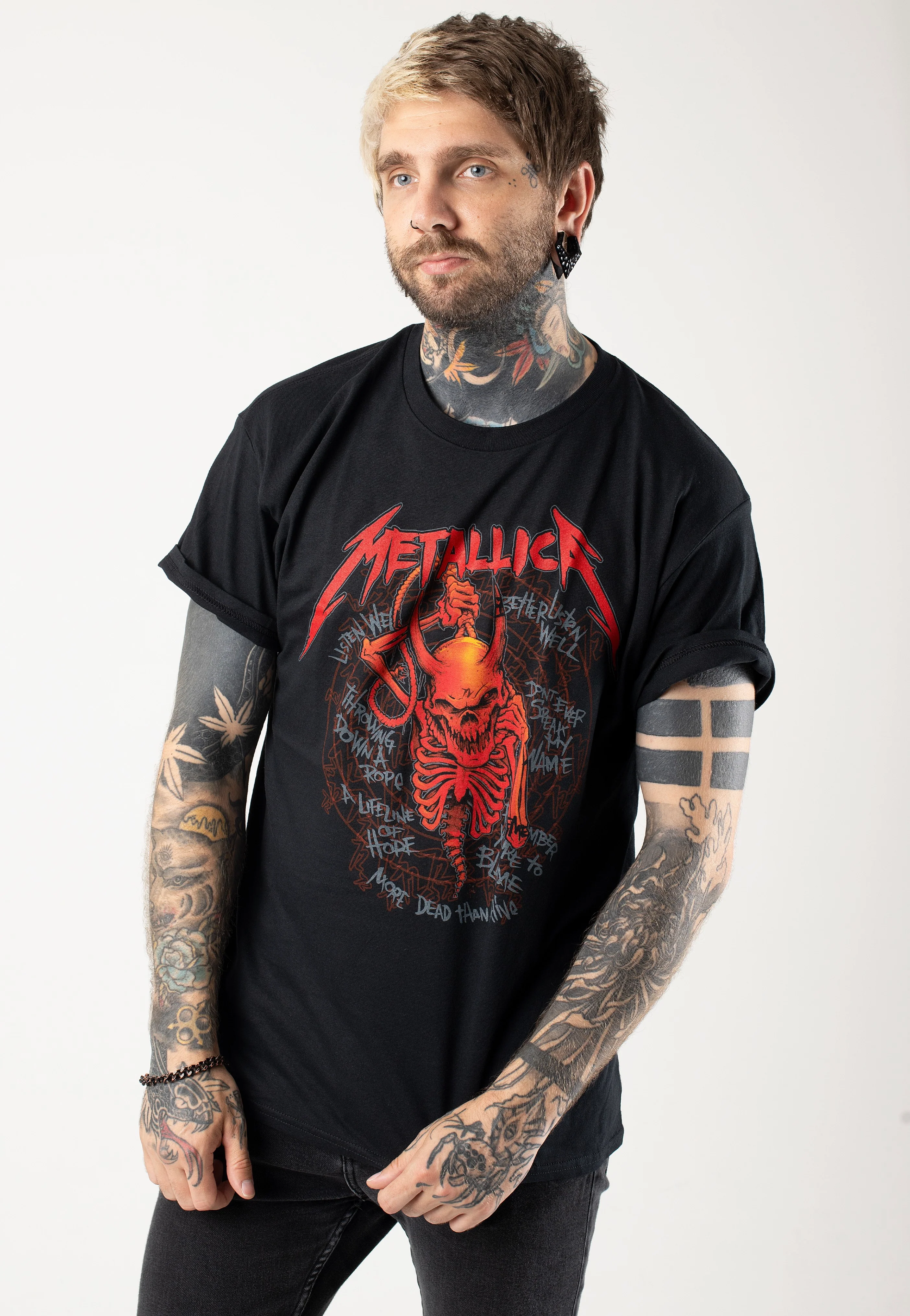 Skull Screaming Red 72 Seasons - T-Shirt - Image 3