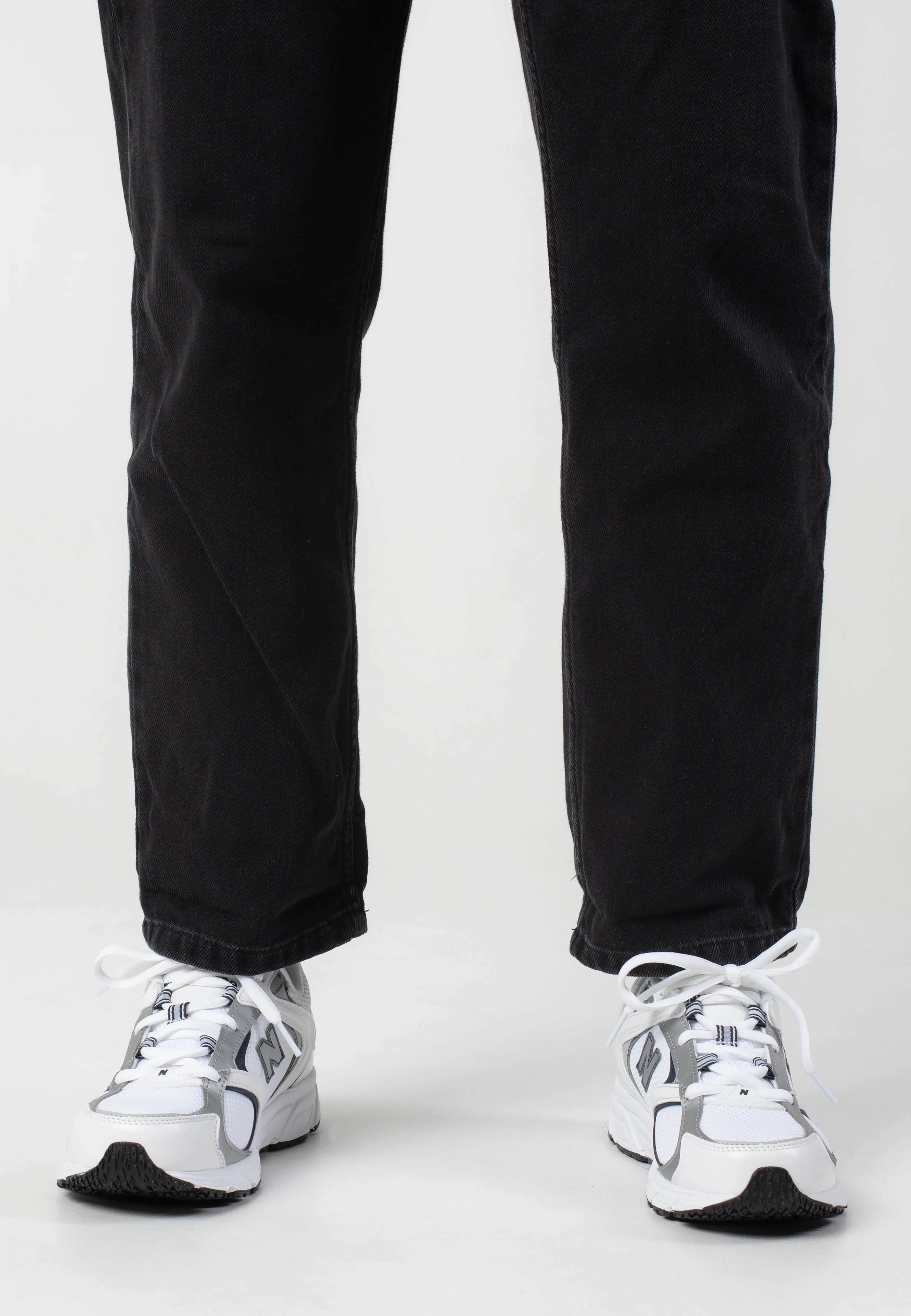 ML408A Munsell White - Shoes - Image 10