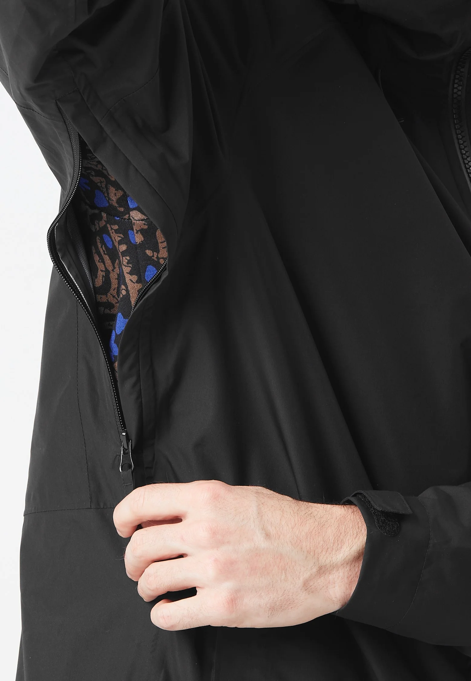 Picture - Abstral Black - Jacket - Image 8