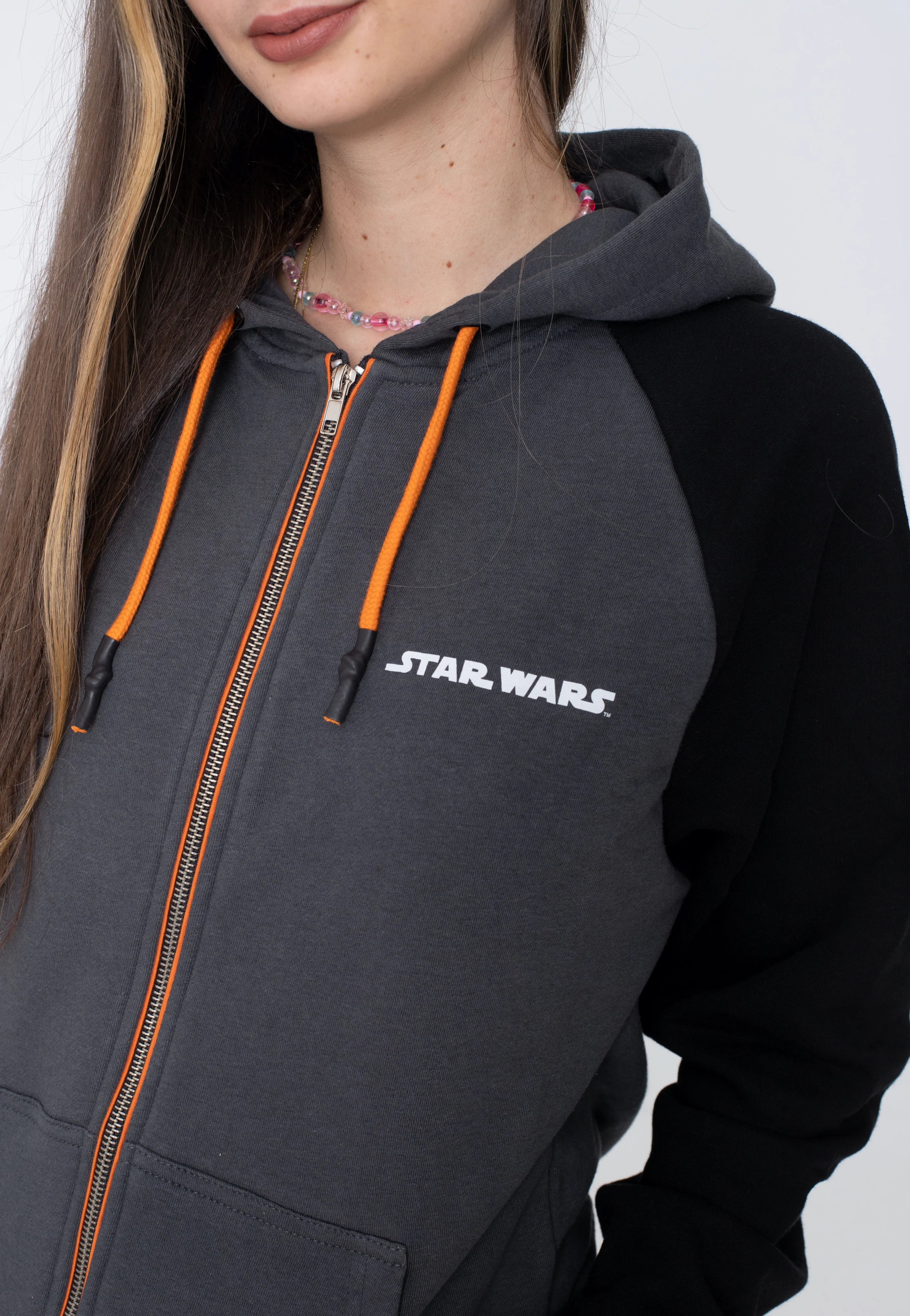 The Mandalorian - Helmet Graphic Grey - Zipper - Image 5