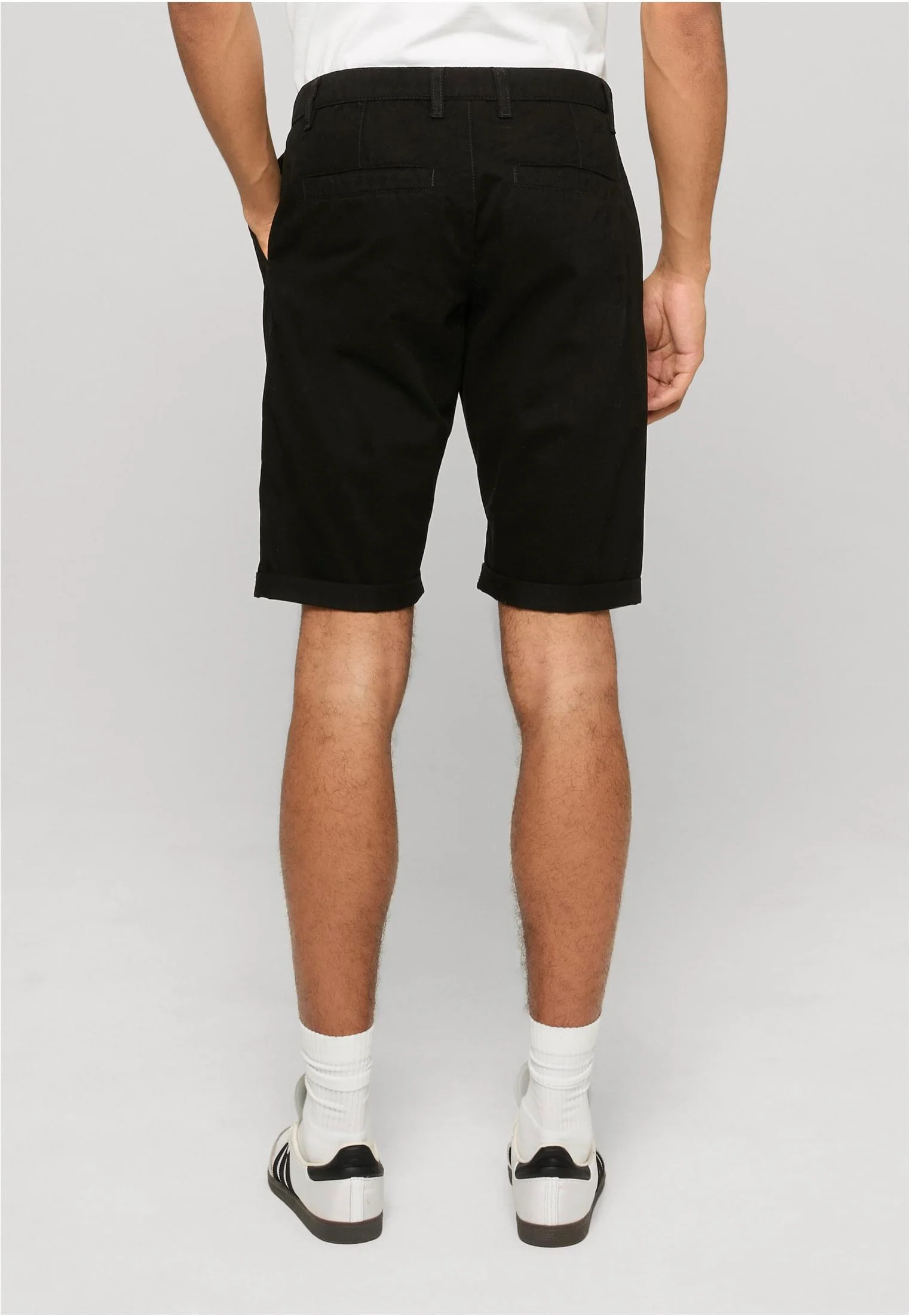 Urban Classics - Basic Chino Black - Shorts - Image 2
