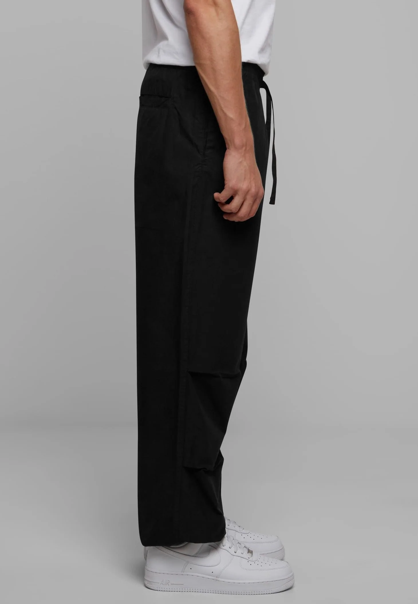 Urban Classics - Wide Poplin Black - Pants - Image 4