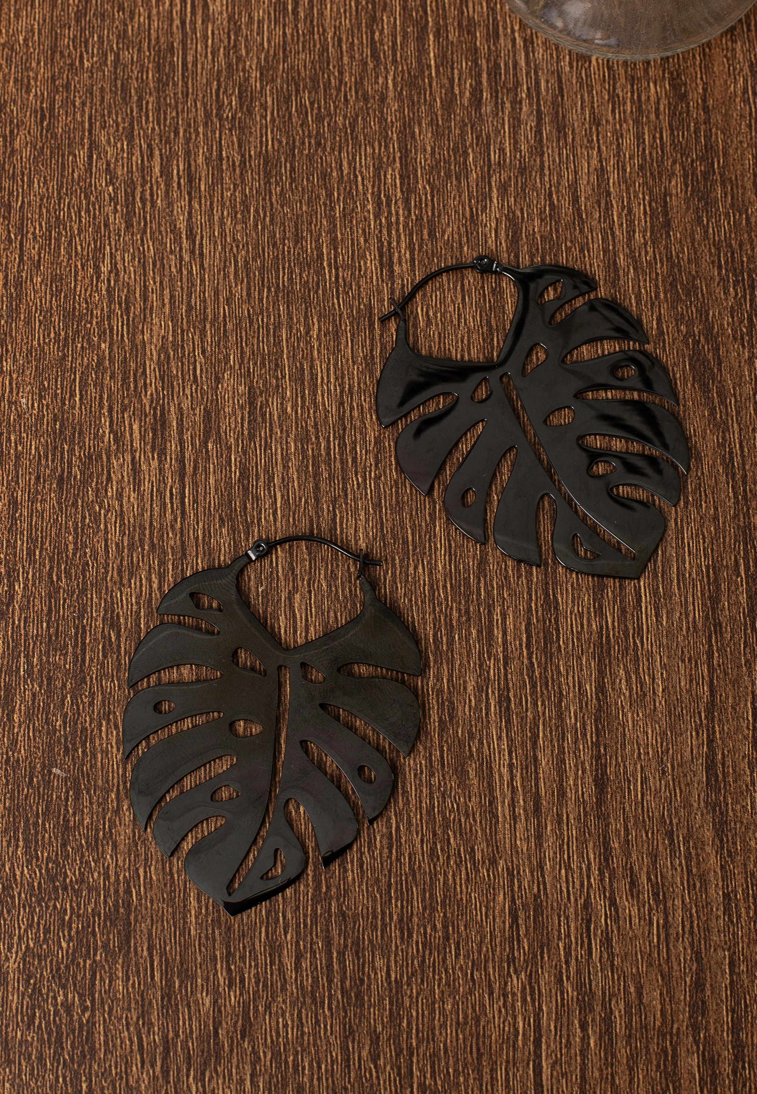 Wildcat - Monstera Leaf - Earrings - Image 10